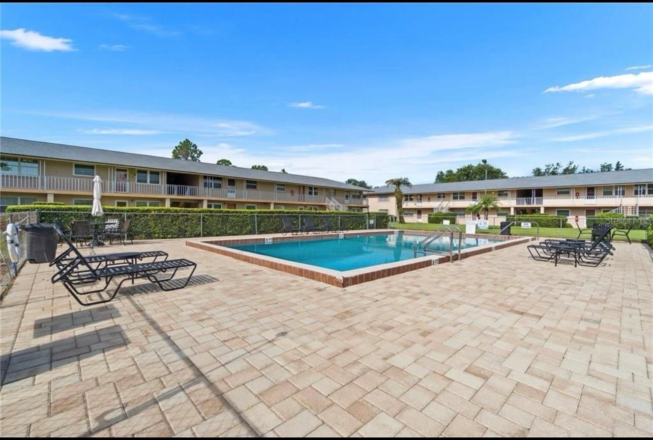 TAVARES LAKEVIEW CONDO - Residential