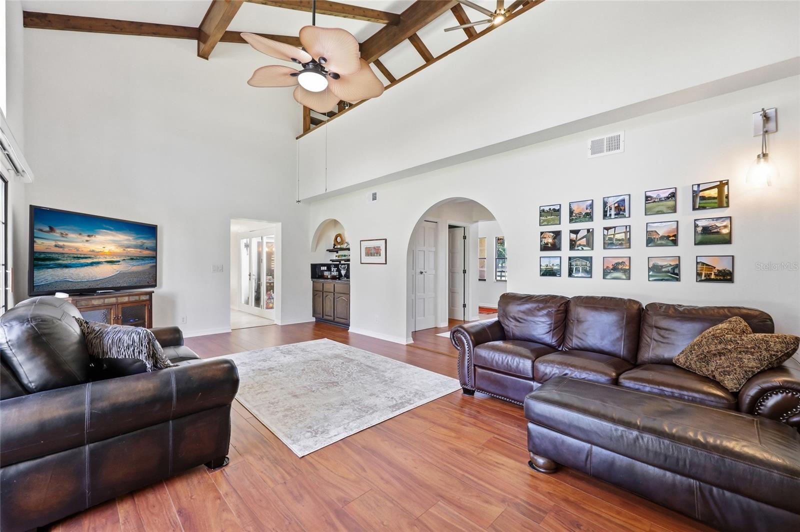 COUNTRYSIDE FARMS - Residential