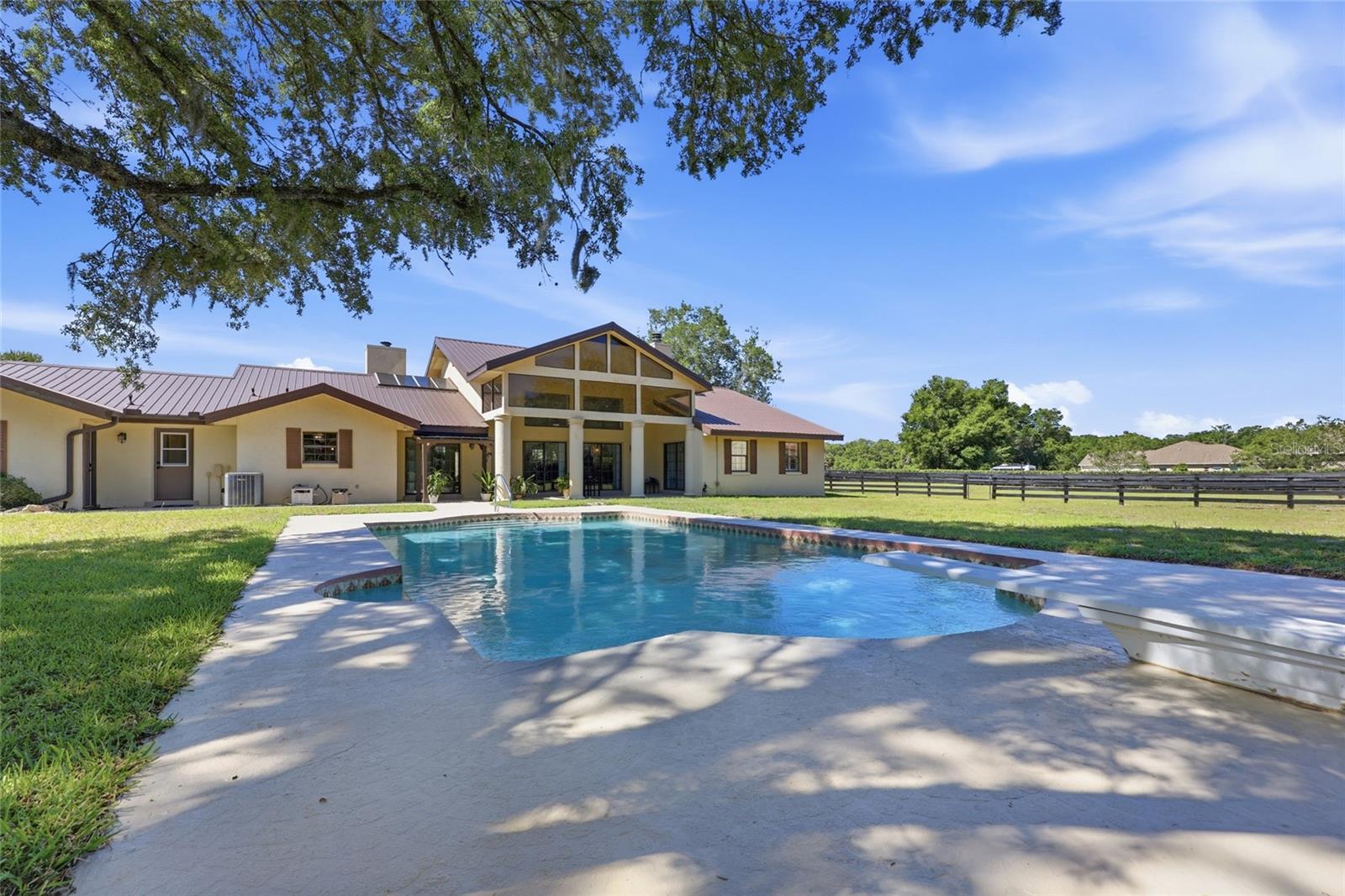 COUNTRYSIDE FARMS - Residential