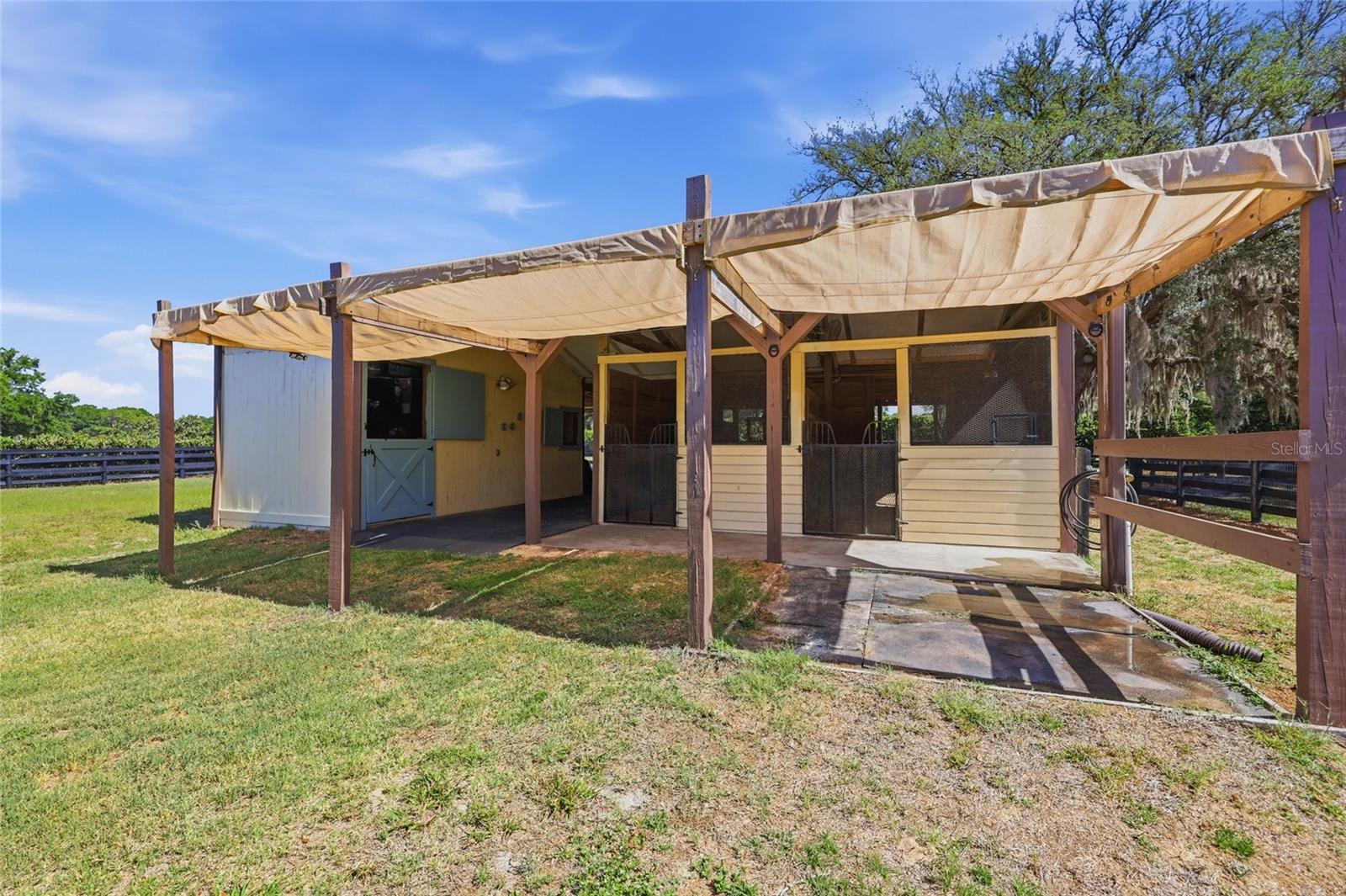 COUNTRYSIDE FARMS - Residential