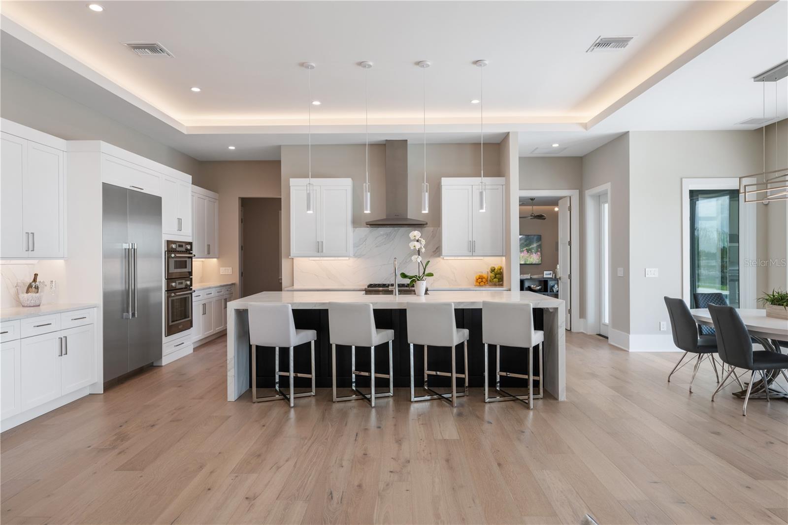 BAYSHORE ESTATES - Residential