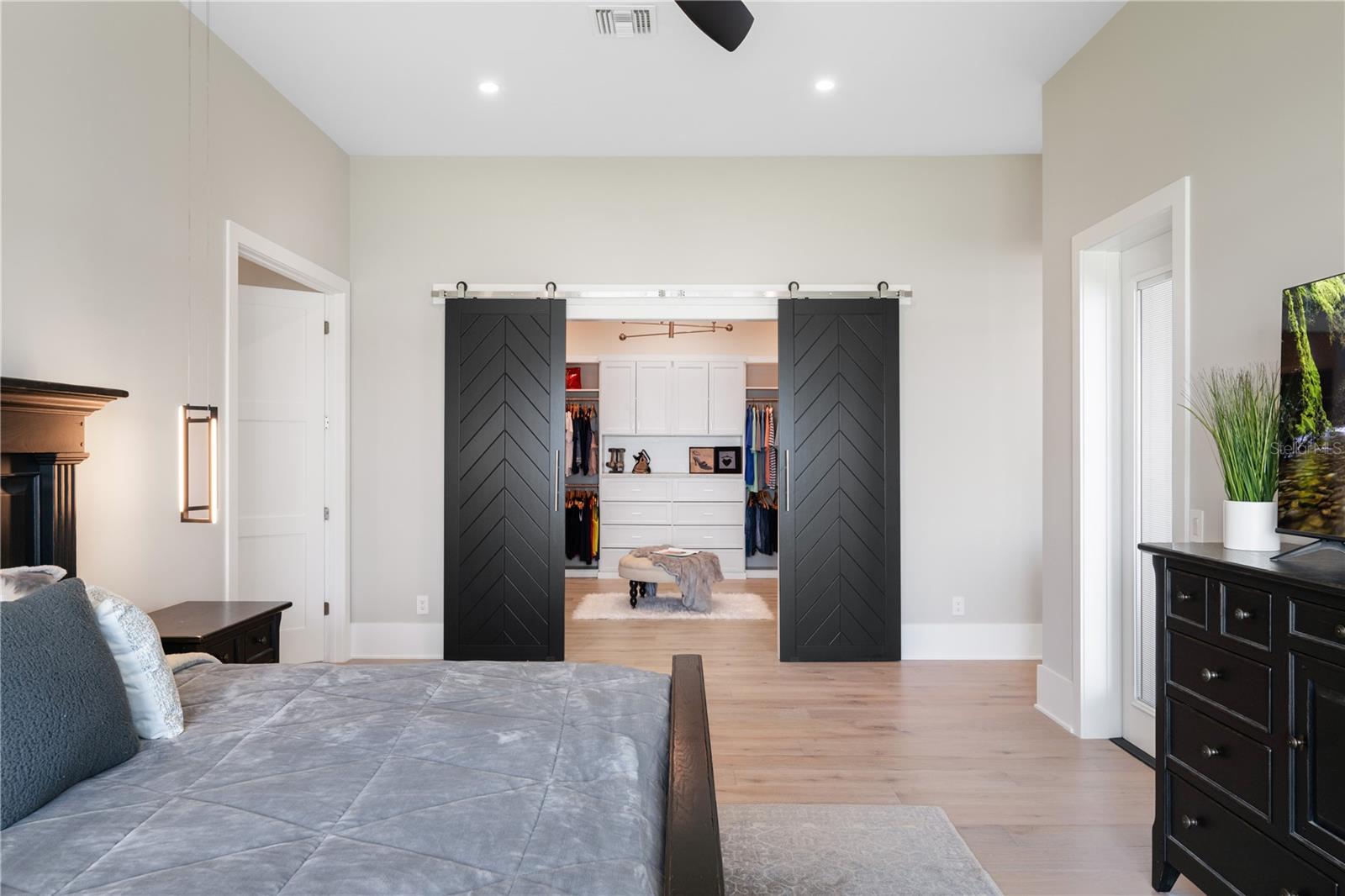 BAYSHORE ESTATES - Residential