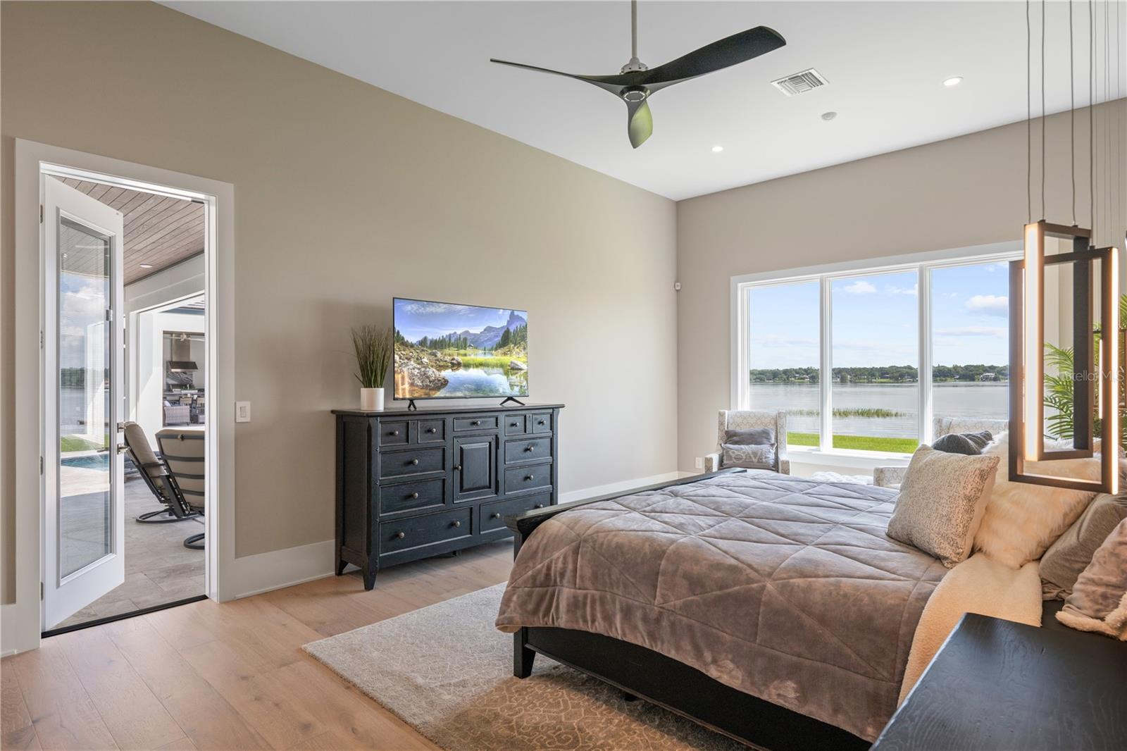 BAYSHORE ESTATES - Residential