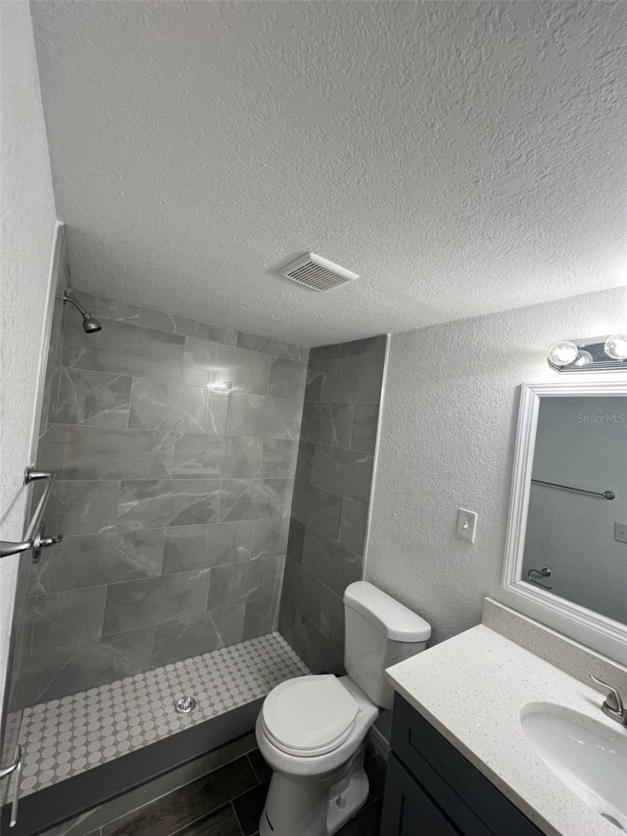 ALOHA GARDENS - Residential