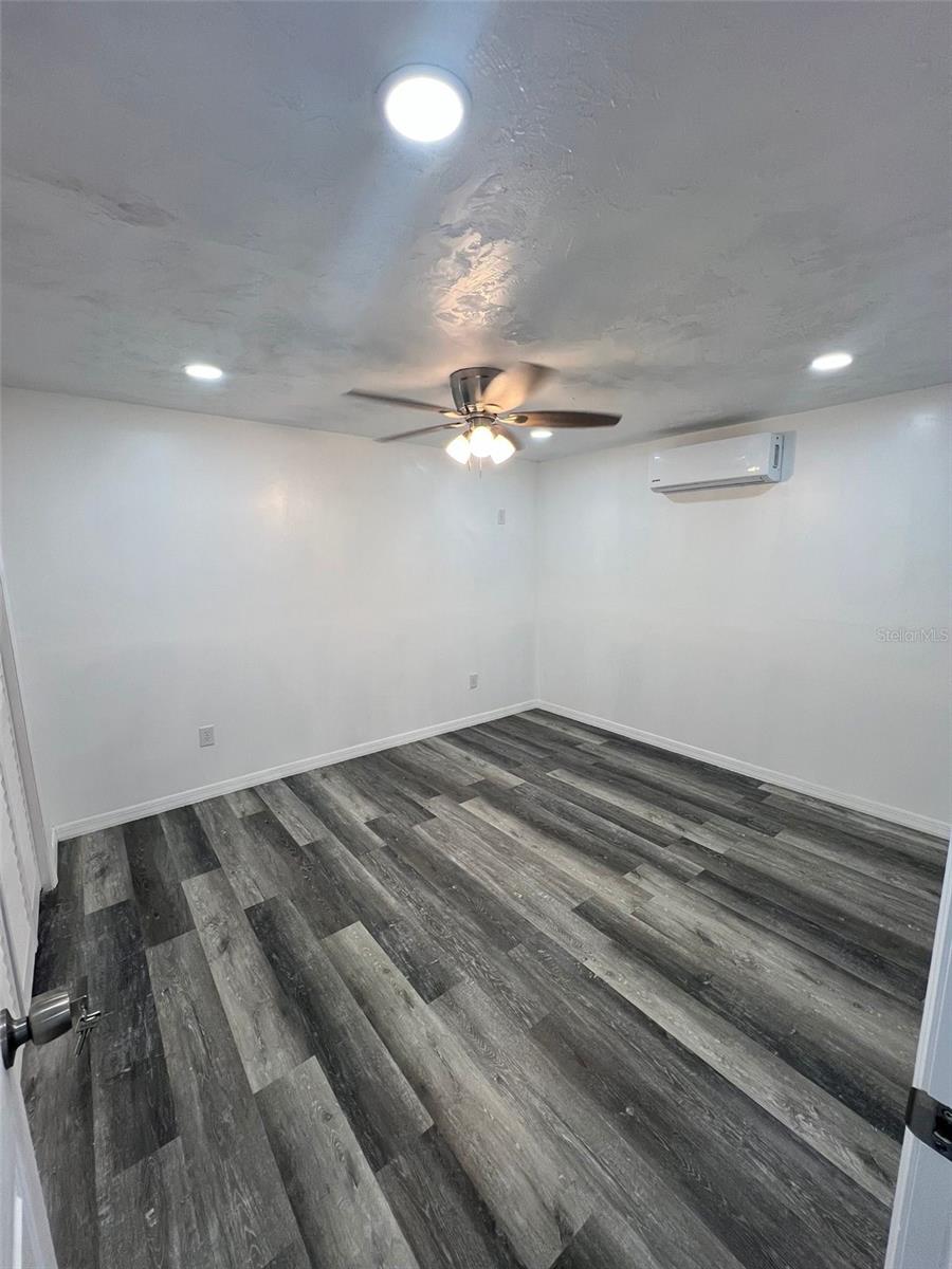 ALOHA GARDENS - Residential