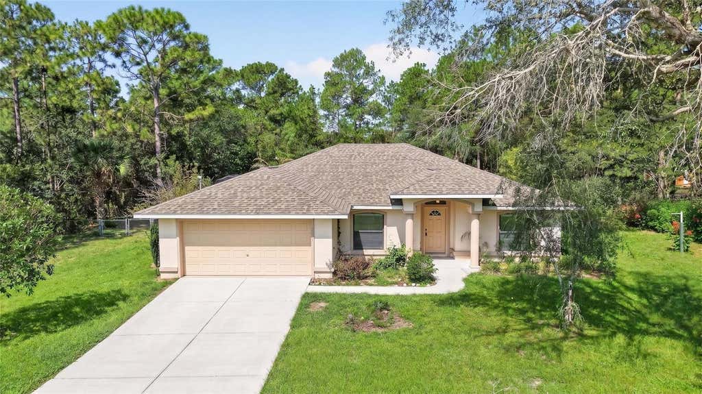 Photo of 8250 SW 138th Terrace, Dunnellon, FL 34432 (MLS # OM730715)