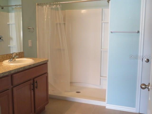 GROVE PARK - Residential Lease