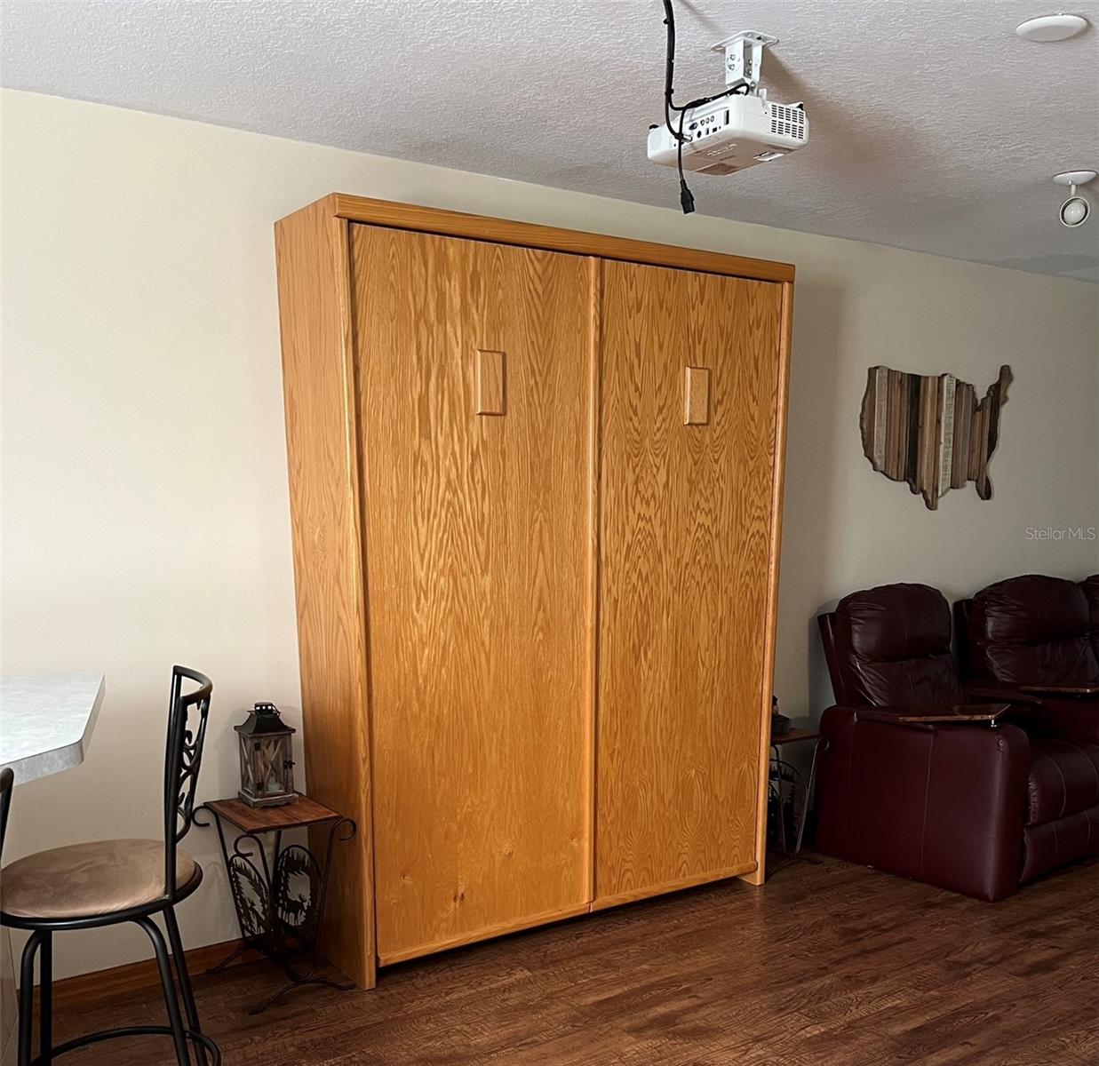 BAY LAKE RANCH - Residential