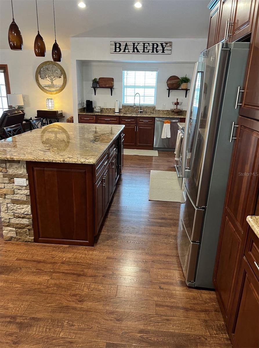 BAY LAKE RANCH - Residential