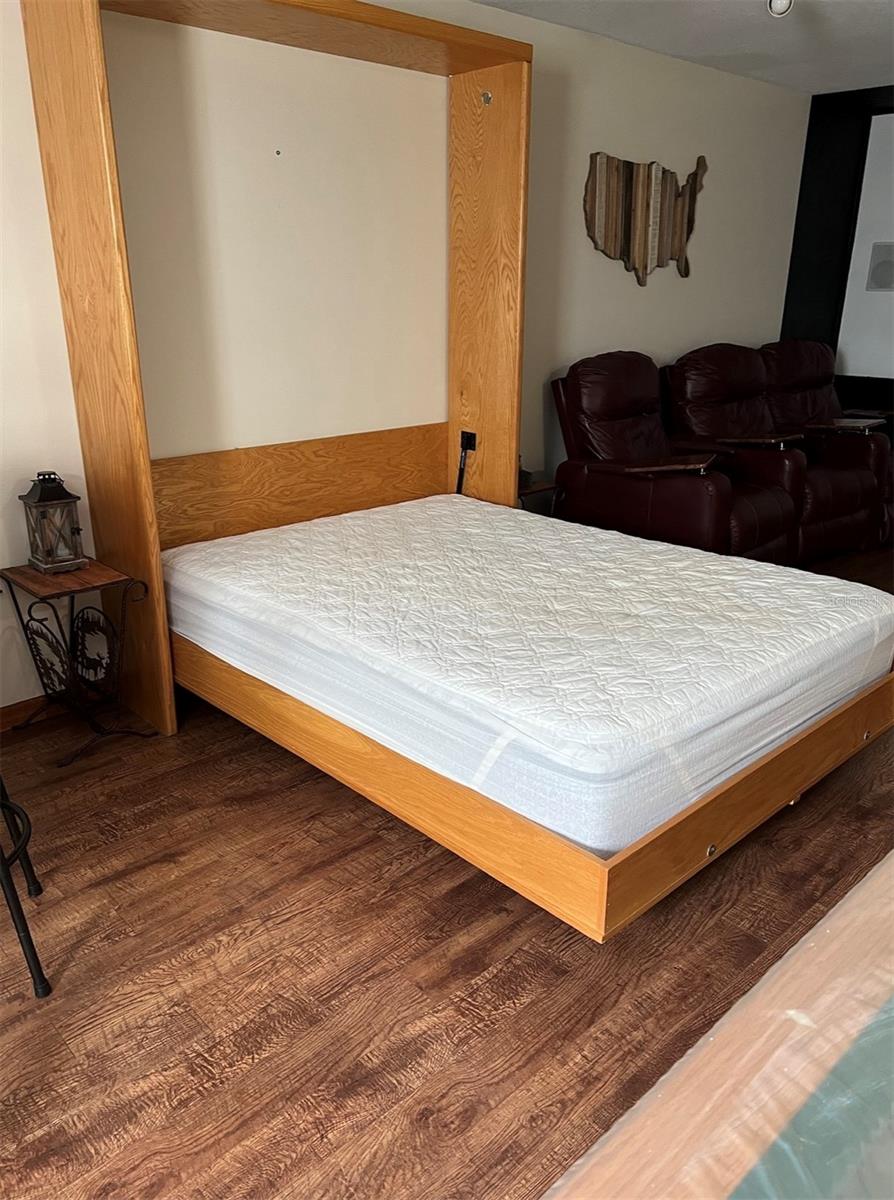 BAY LAKE RANCH - Residential