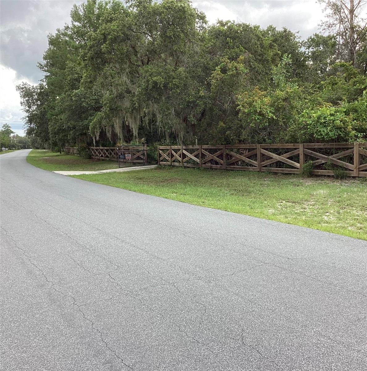 BAY LAKE RANCH - Residential