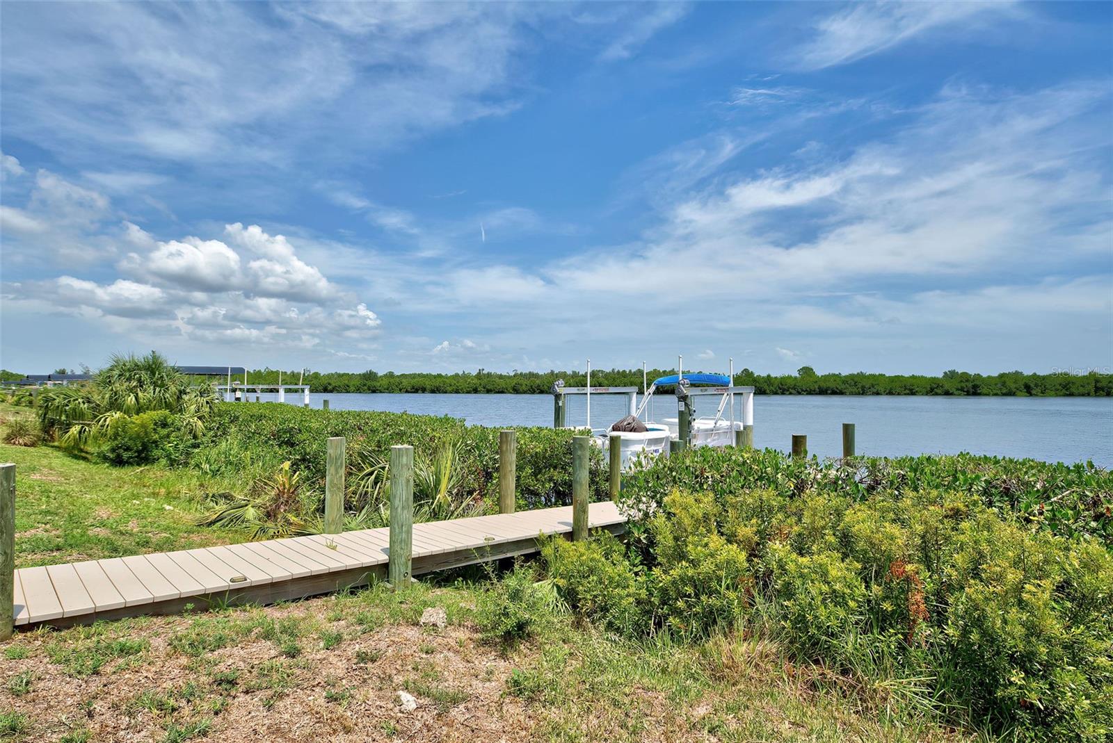 HARBOR WEST - Residential Lease