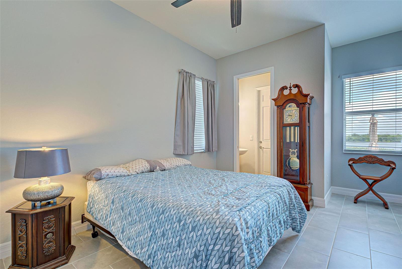 HARBOR WEST - Residential Lease
