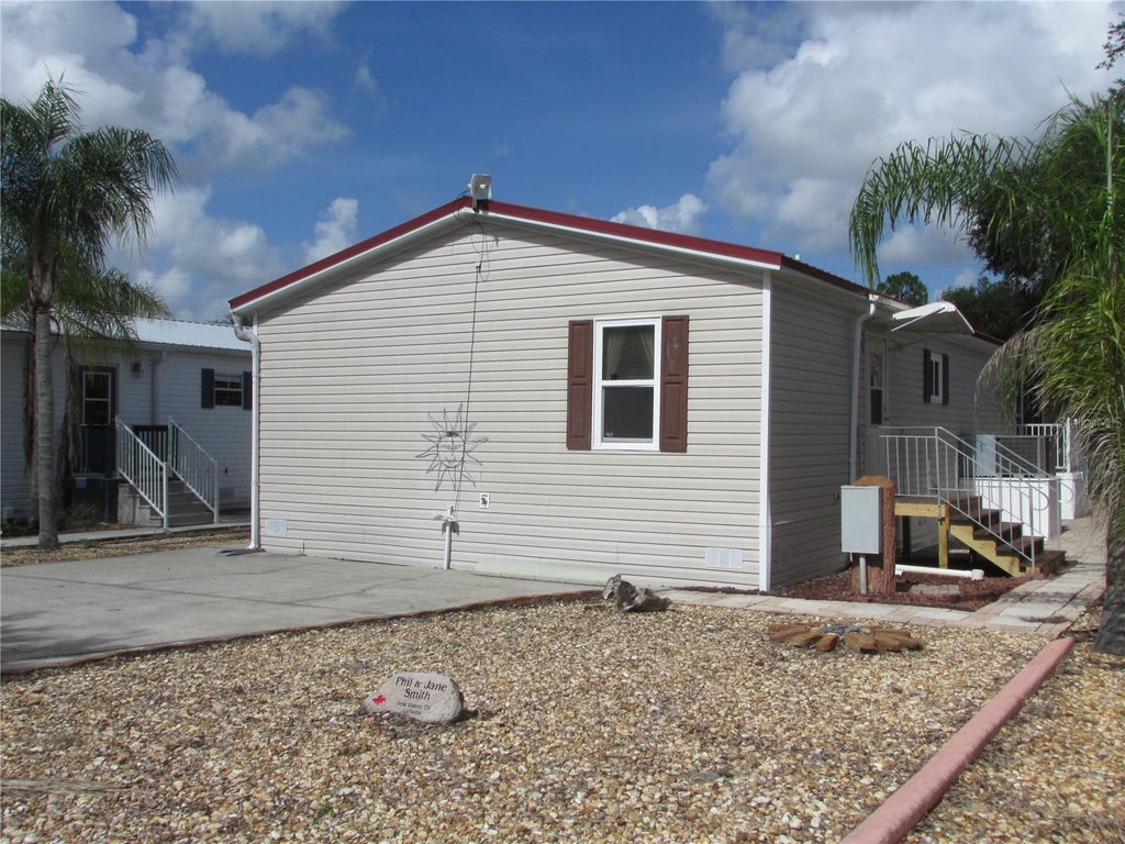 Photo of 54 Saddlebag Trail, Lake Wales, FL 33898 (MLS # K4903794)