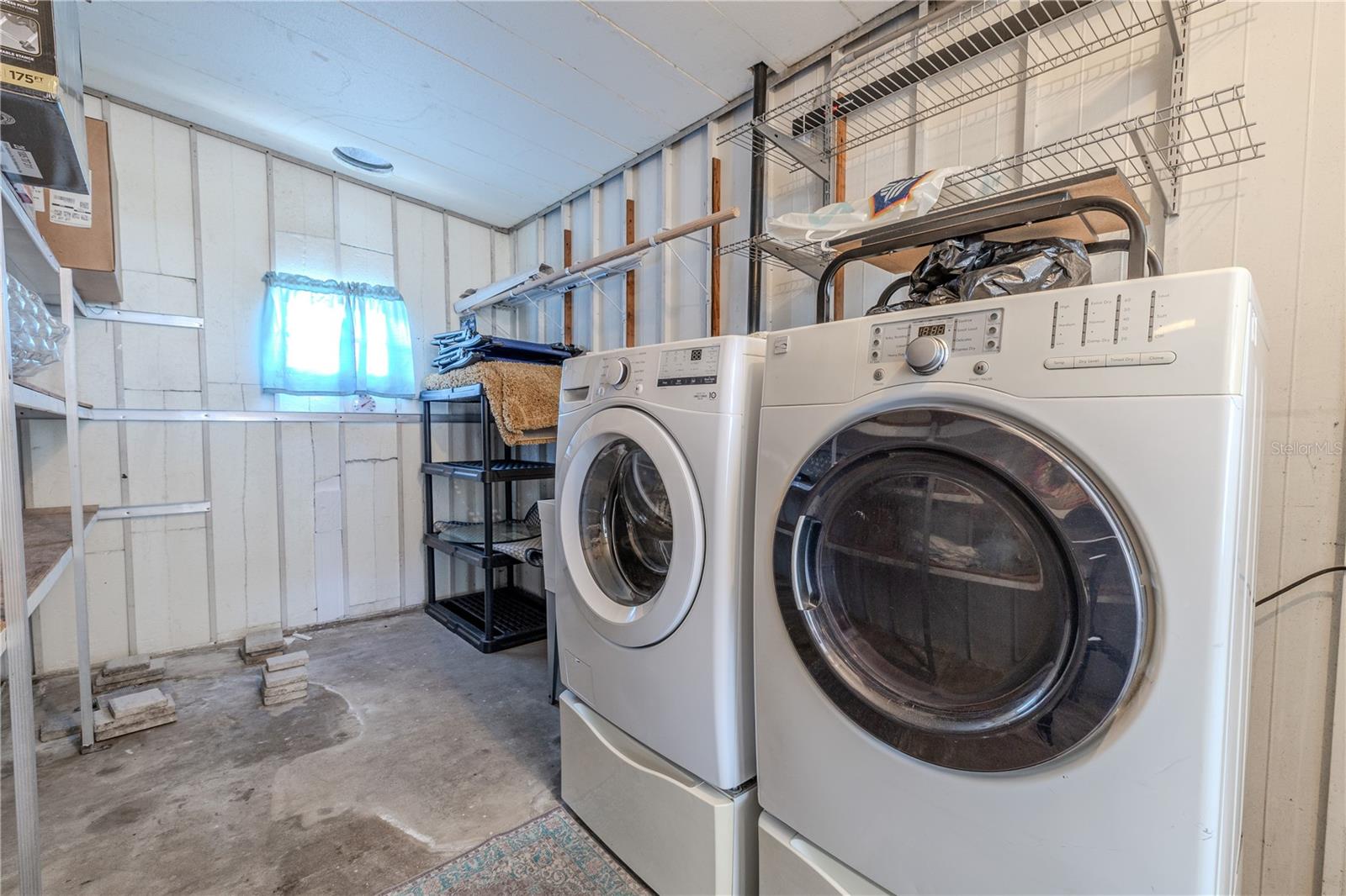 LAKE CONLEY MHP - Residential