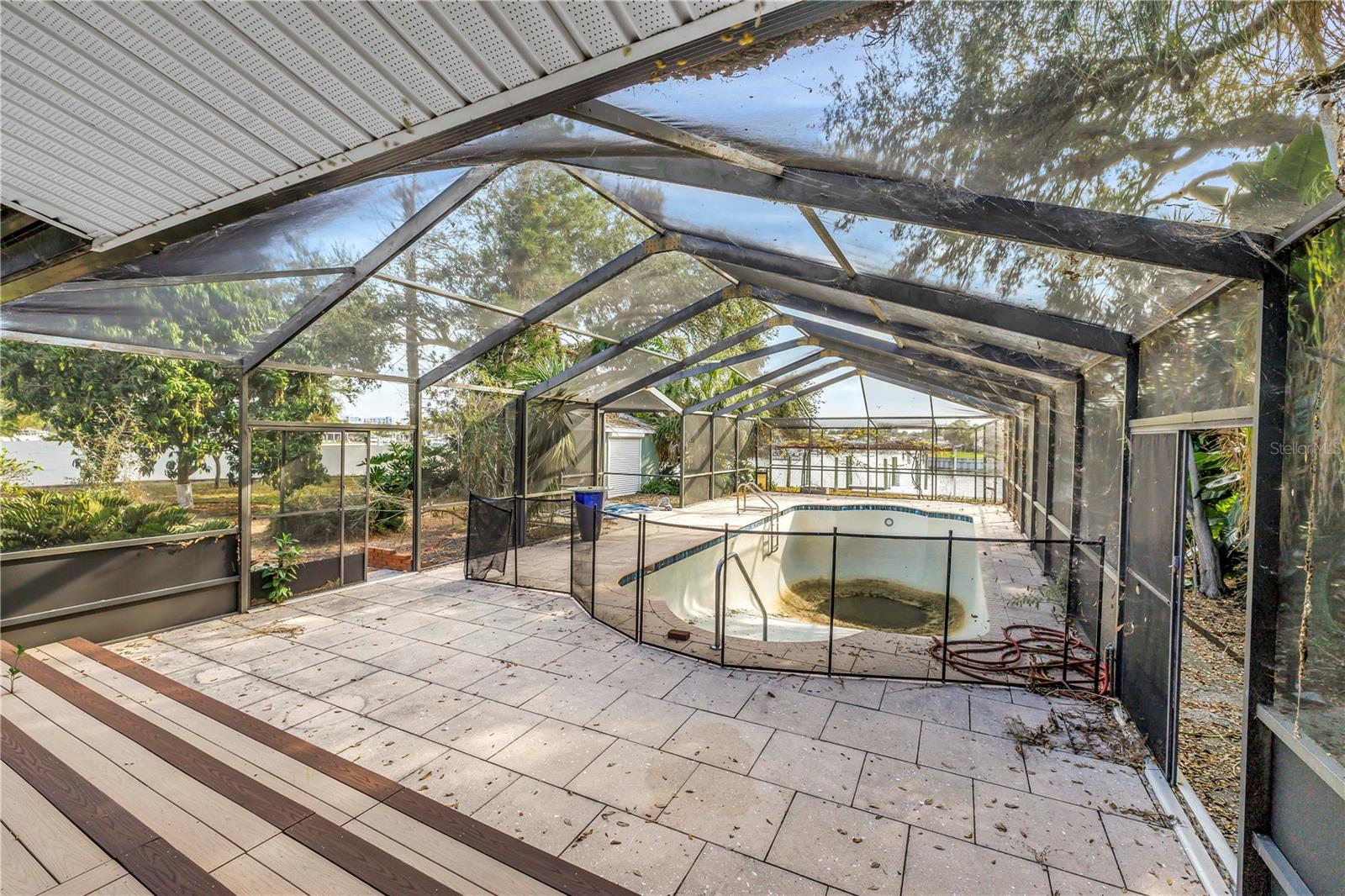 BROADWATER - Residential