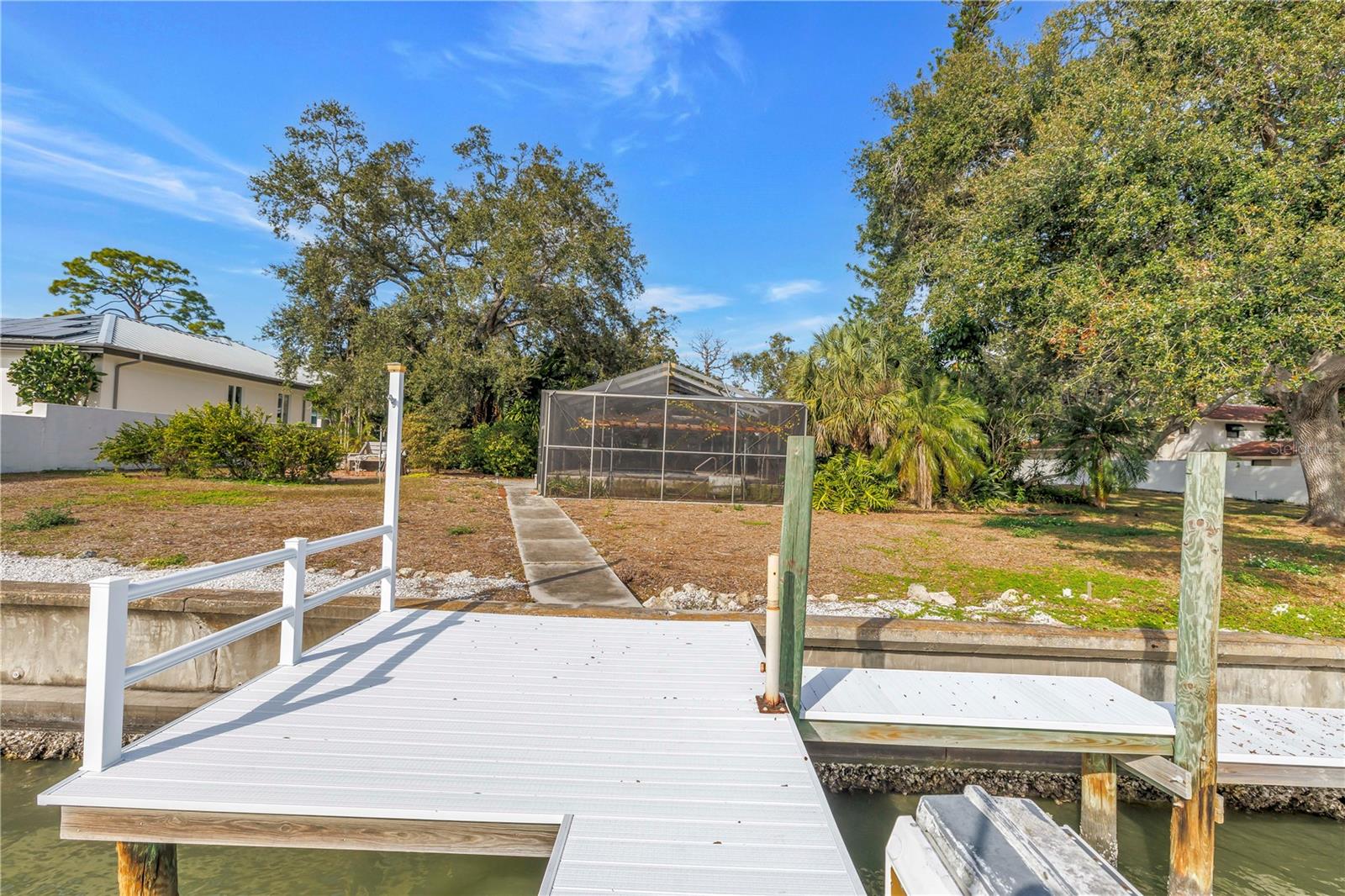 BROADWATER - Residential