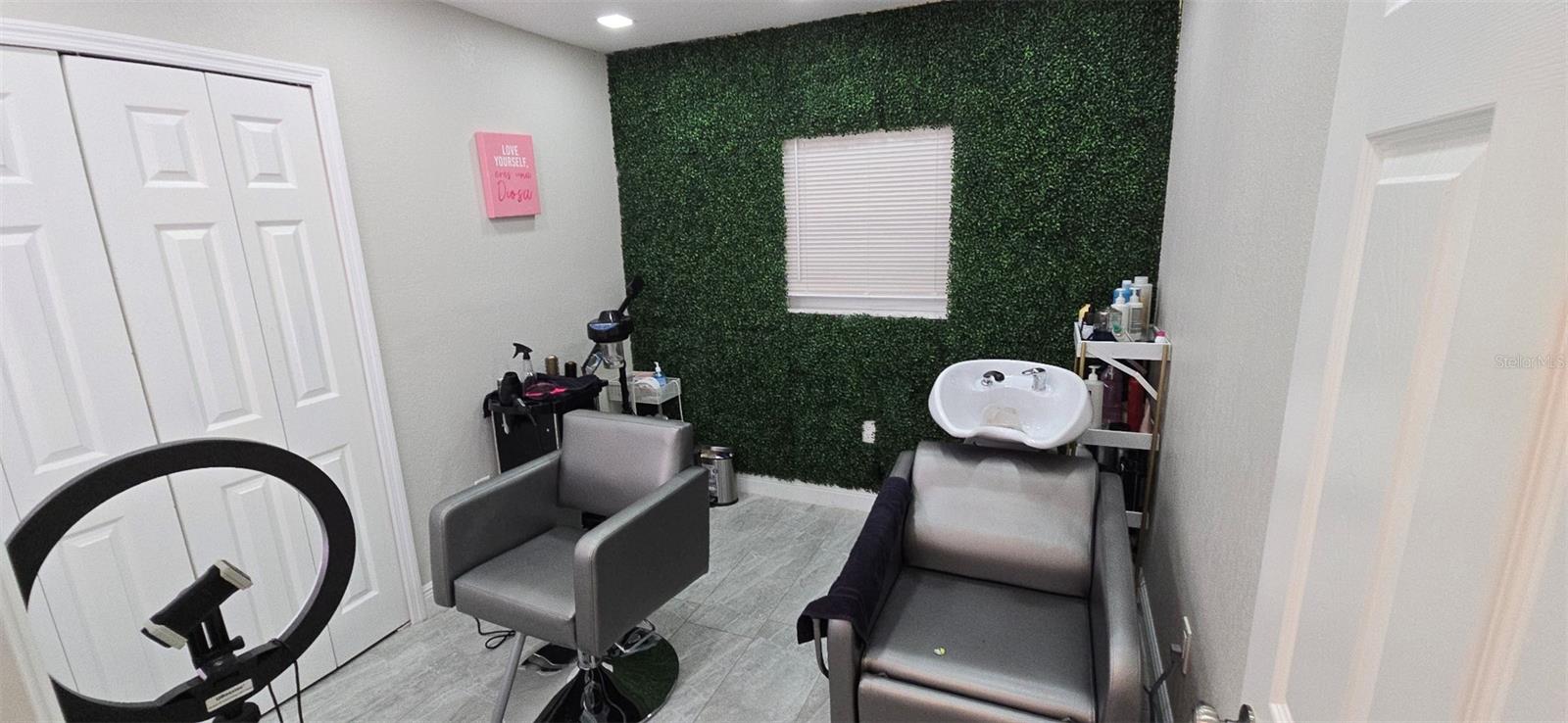 COLLEGE HEIGHTS - Residential