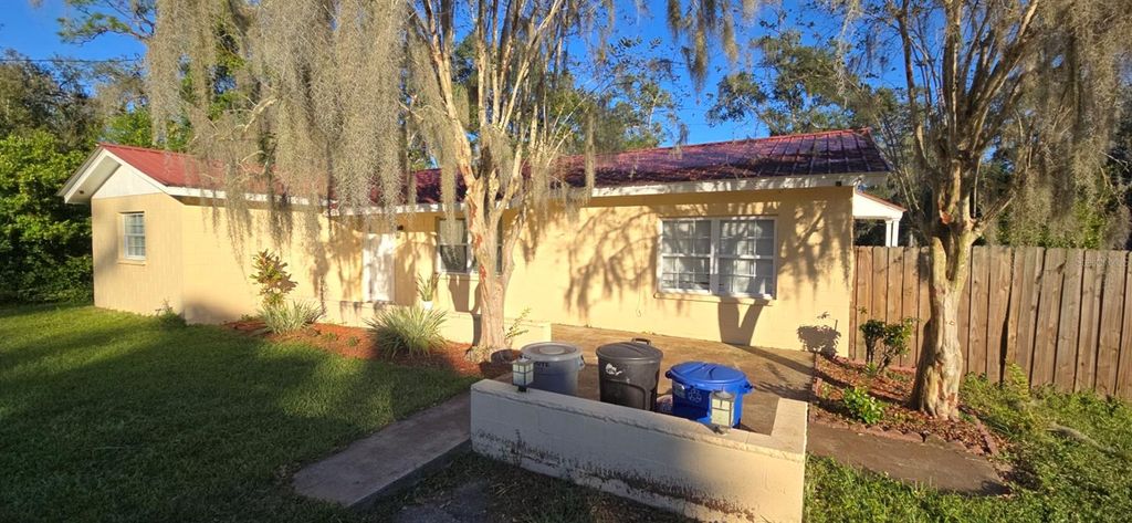 Photo of 12546 Abbey Drive, Dade City, FL 33525 (MLS # TB8448150)