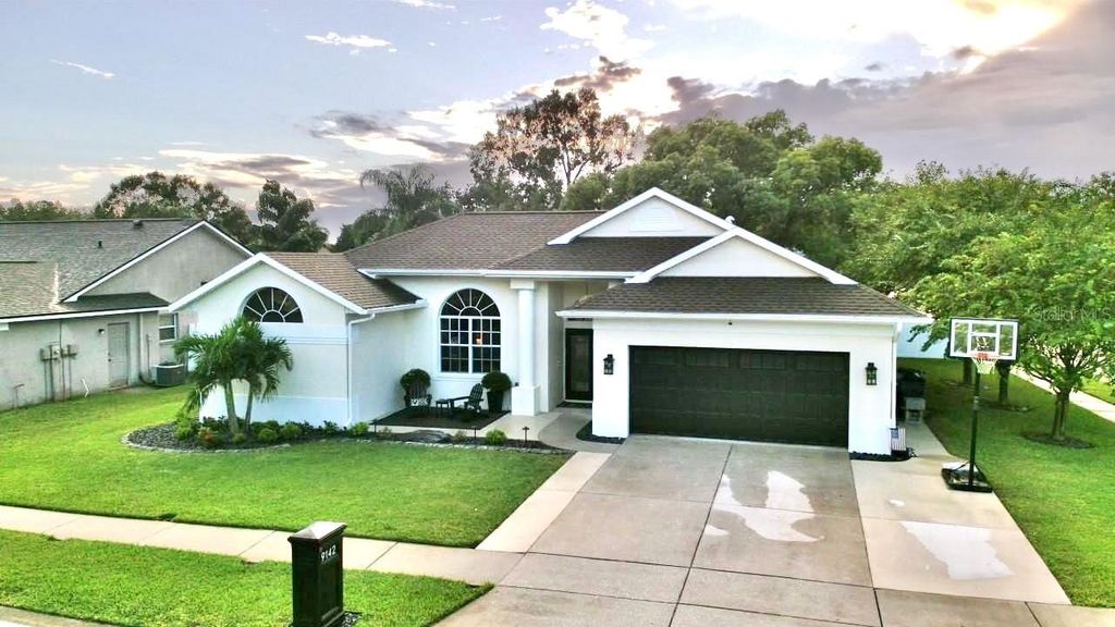 Photo of 9142 Calle Alta, New Port Richey, FL 34655 (MLS # W7879682)