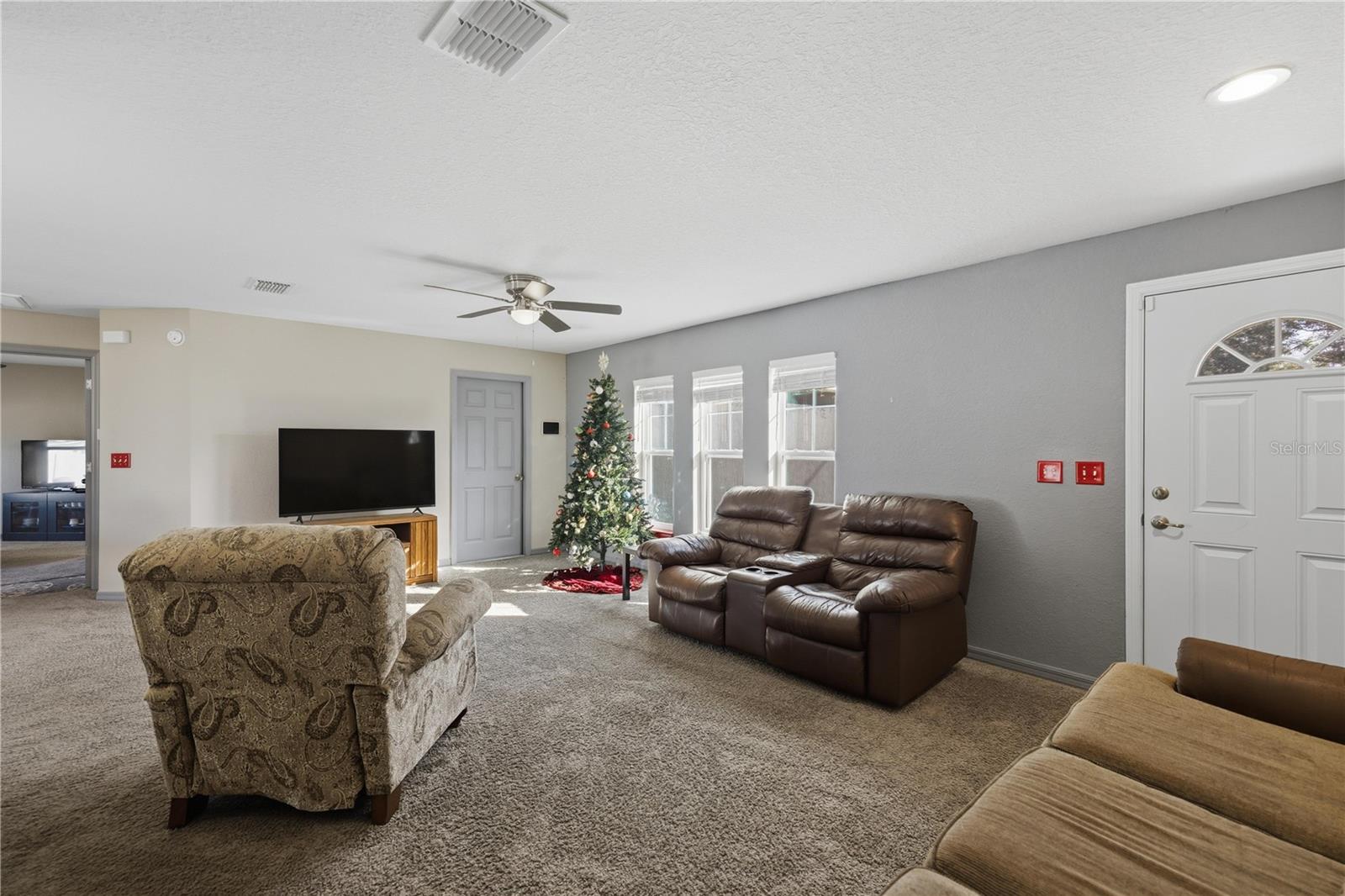 SILVER SPGS SHORES UN #21 - Residential