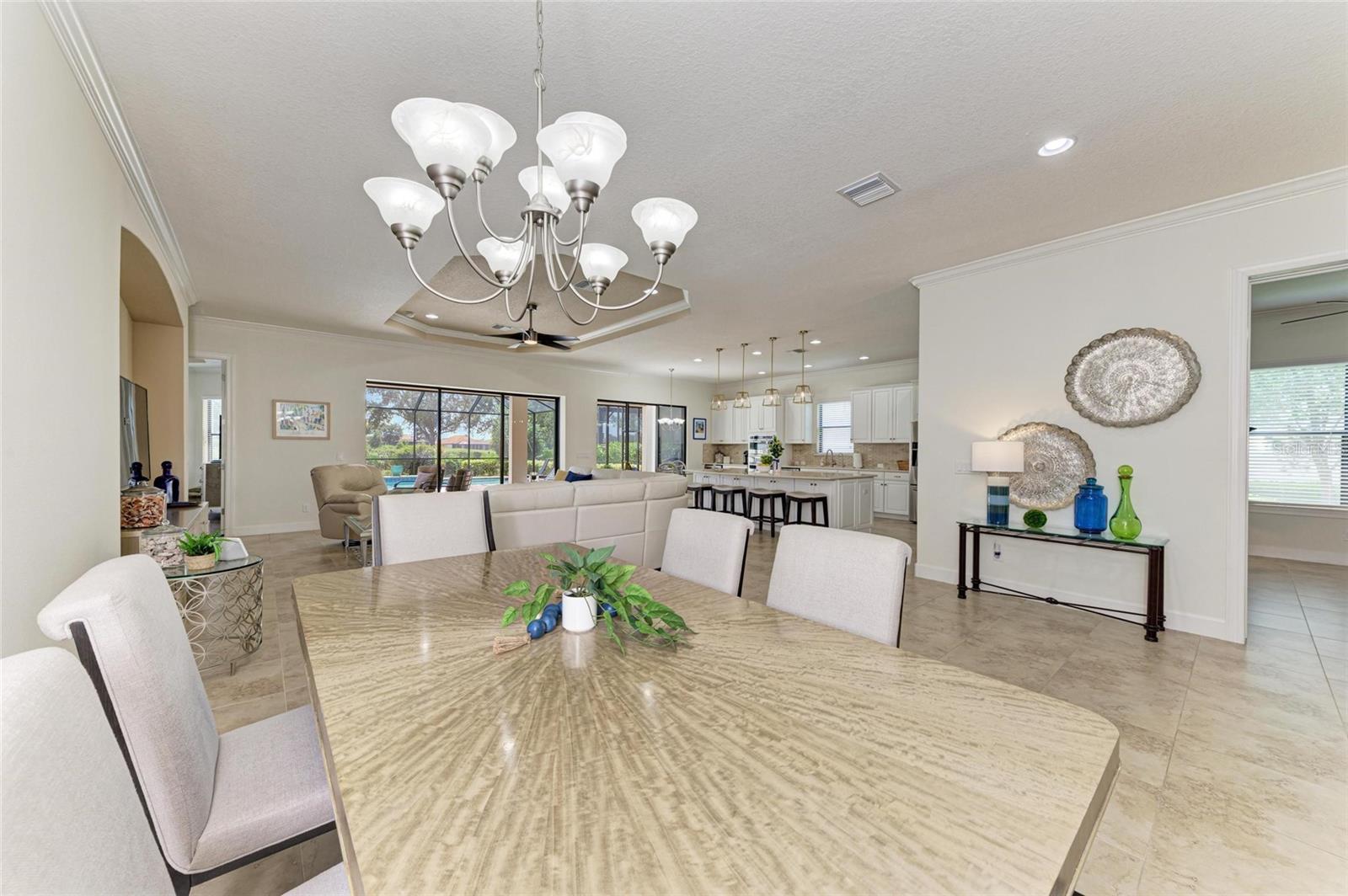 ESPLANADE - Residential