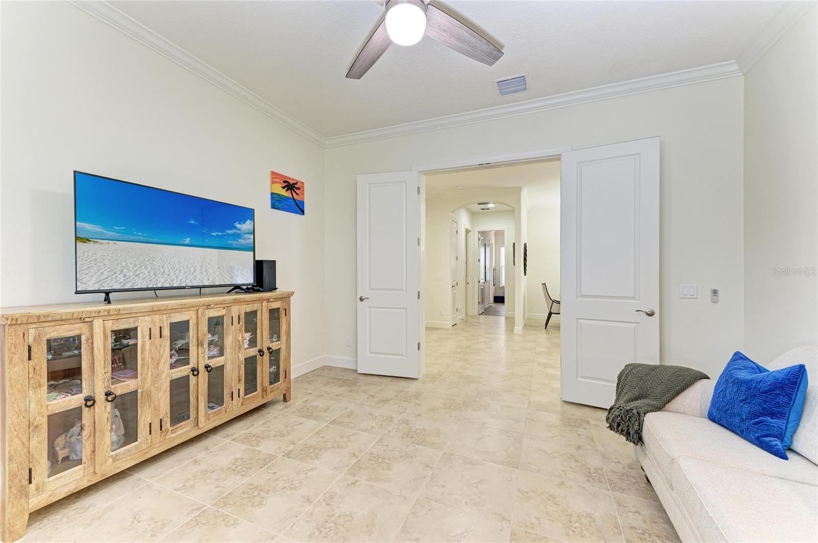 ESPLANADE - Residential