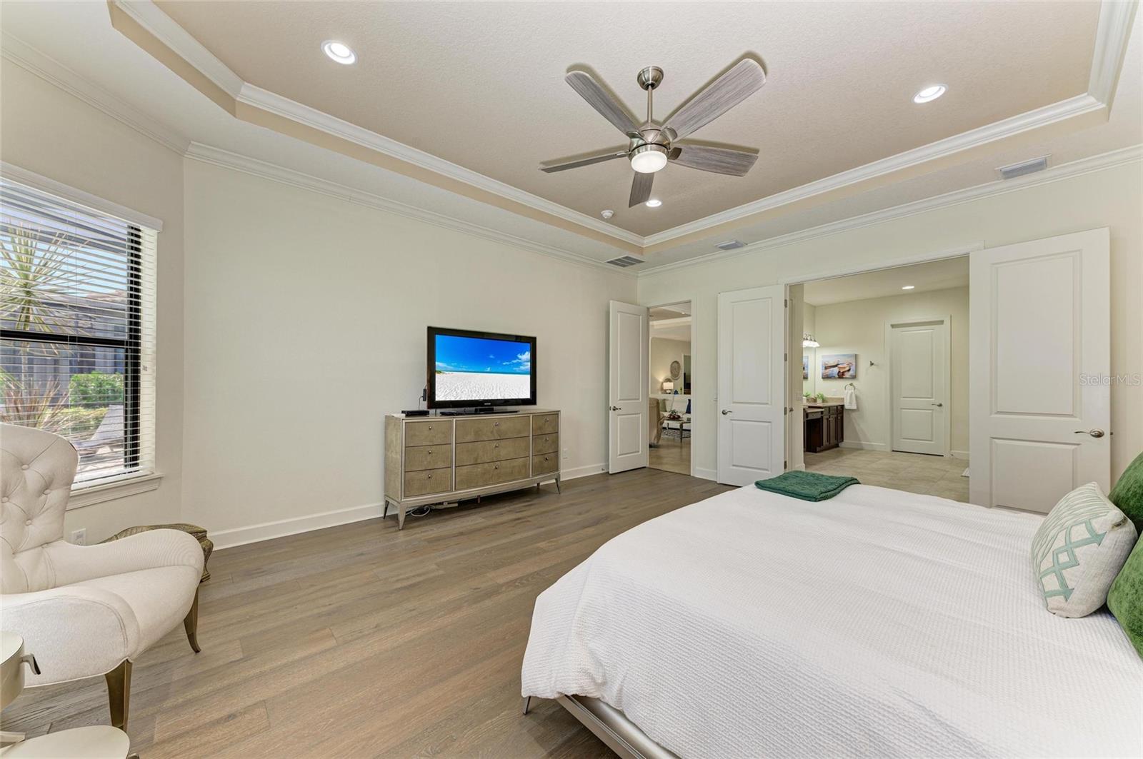 ESPLANADE - Residential