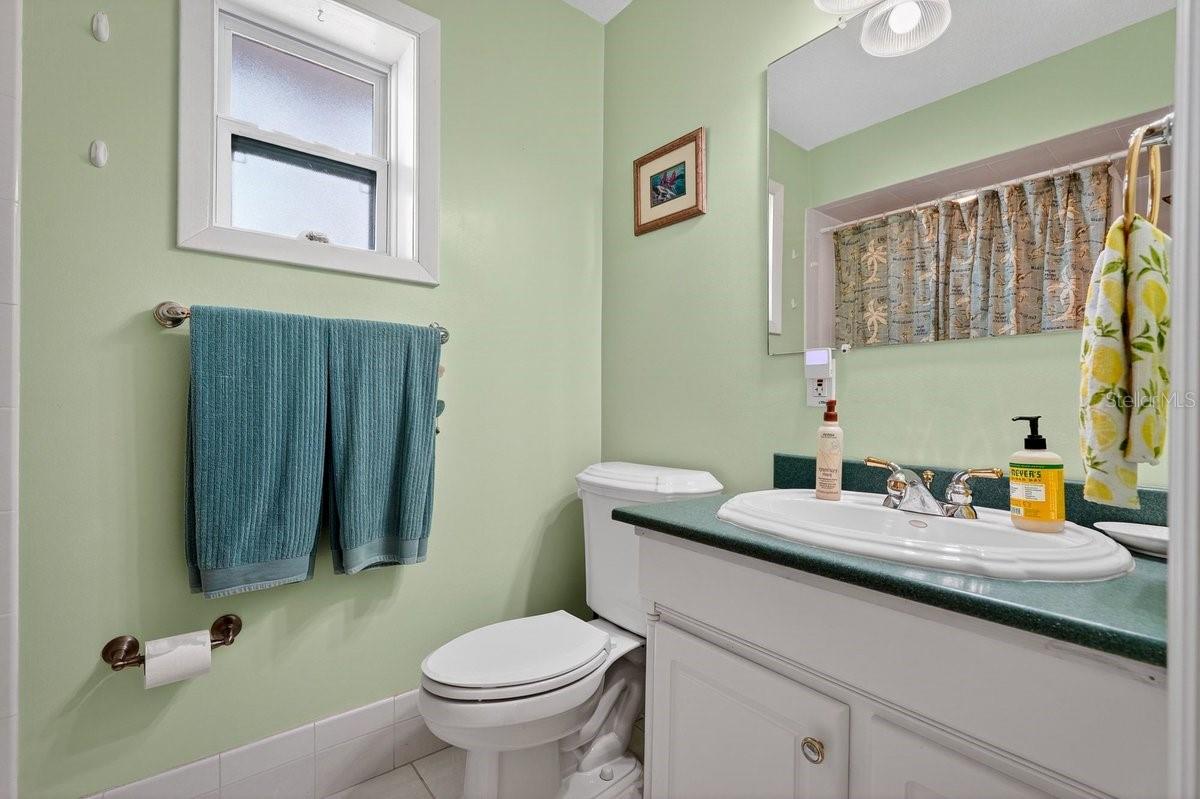 EMERALD ISLE UNIT 01 - Residential