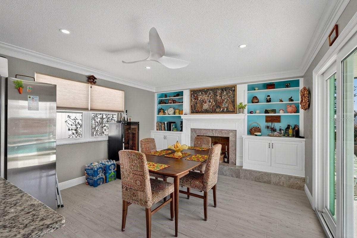 EMERALD ISLE UNIT 01 - Residential