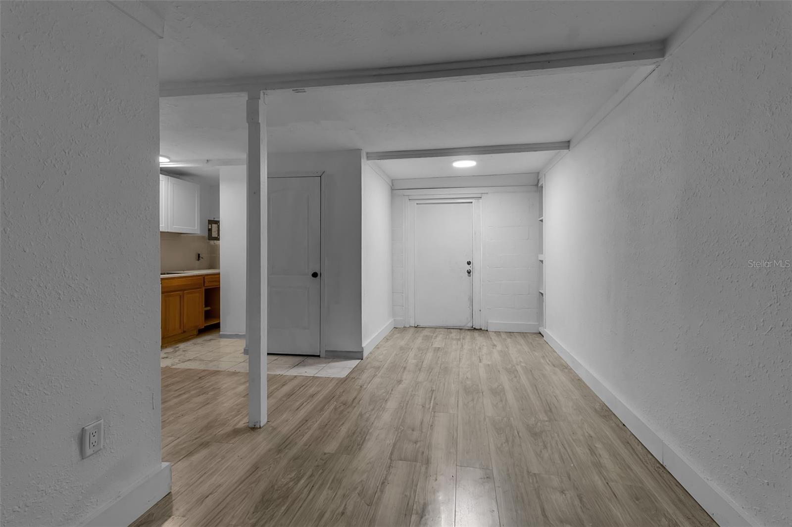 BETTS & CLARK SUB - Residential Income