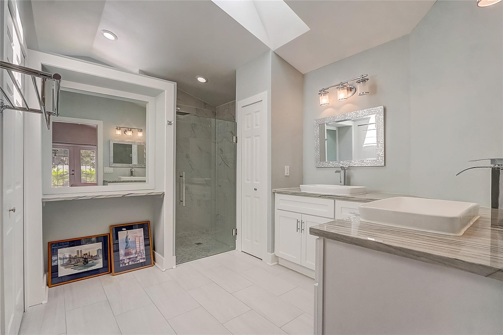 SAND LAKE POINT - Residential