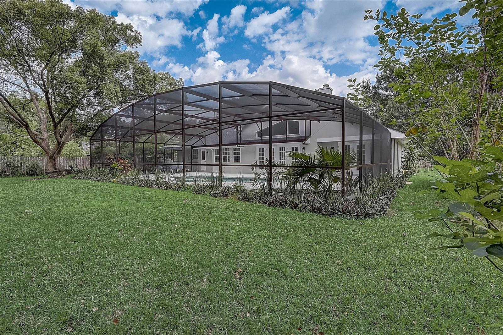 SAND LAKE POINT - Residential