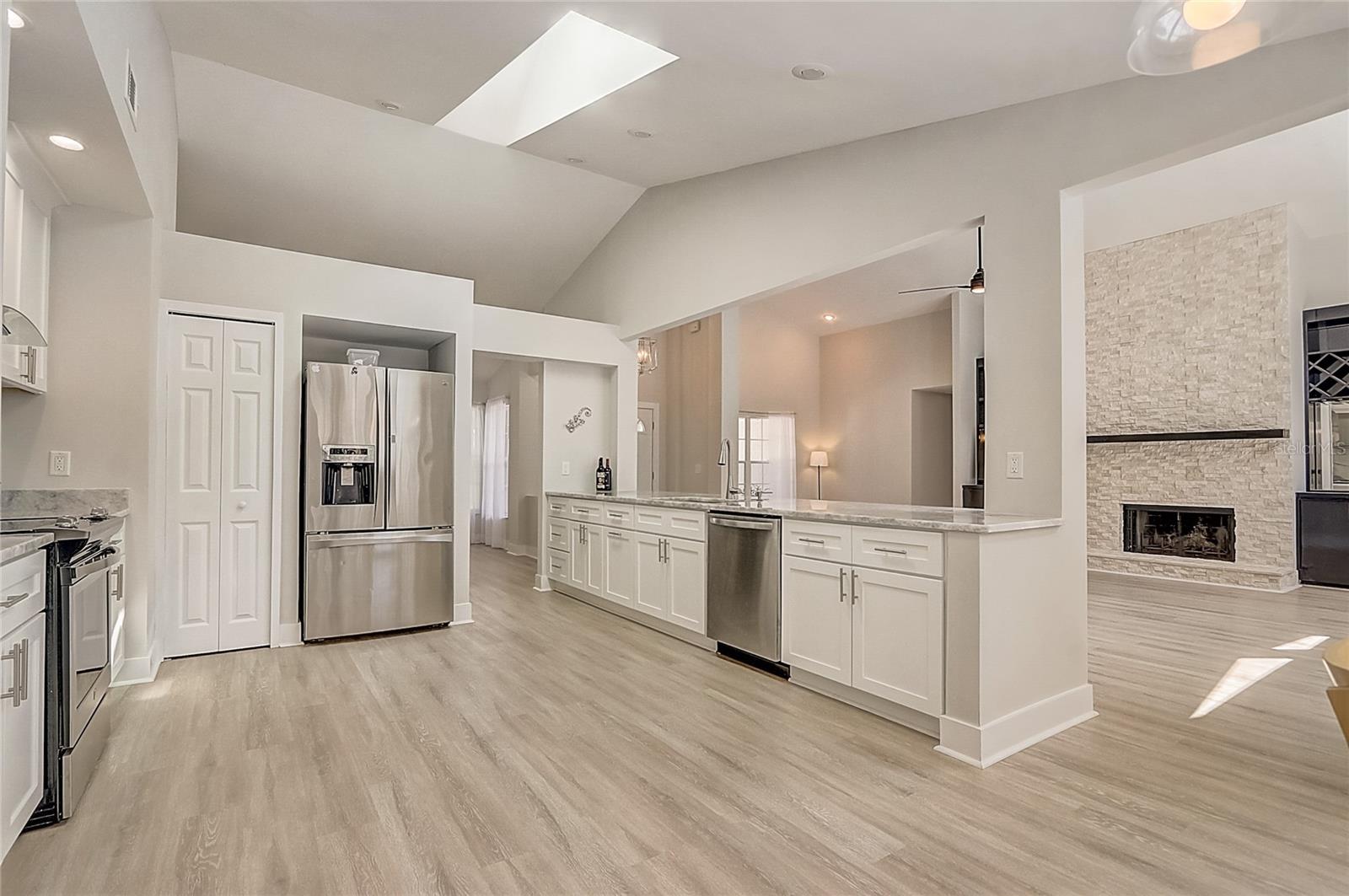 SAND LAKE POINT - Residential