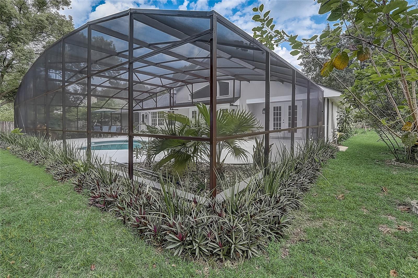 SAND LAKE POINT - Residential