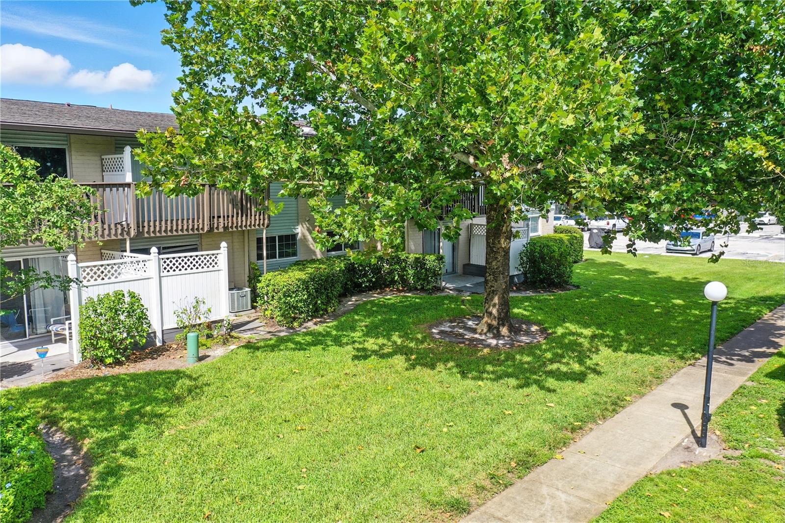 WATERFALL COVE/WINTER PARK - Residential