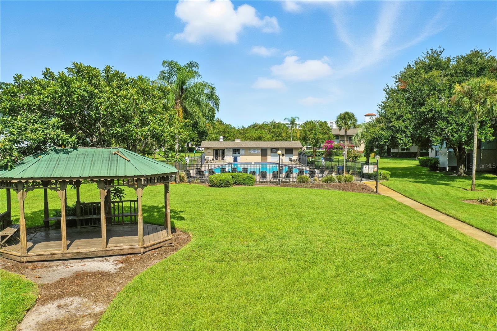 WATERFALL COVE/WINTER PARK - Residential