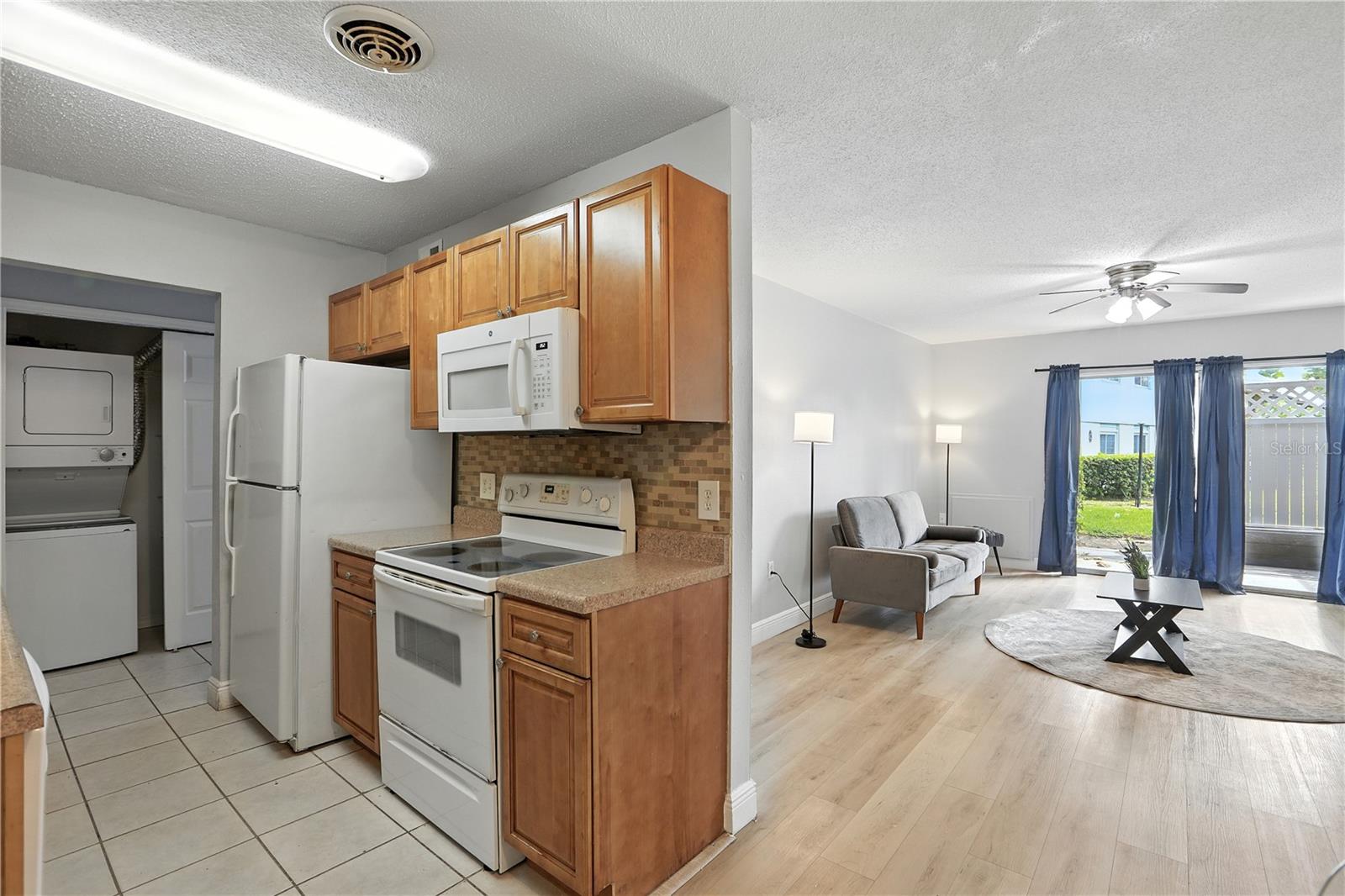 WATERFALL COVE/WINTER PARK - Residential