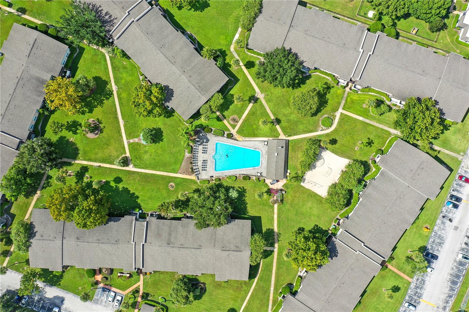 WATERFALL COVE/WINTER PARK - Residential