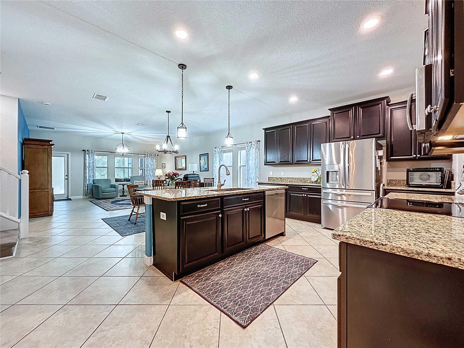 ENCLAVE AT BOYETTE - Residential