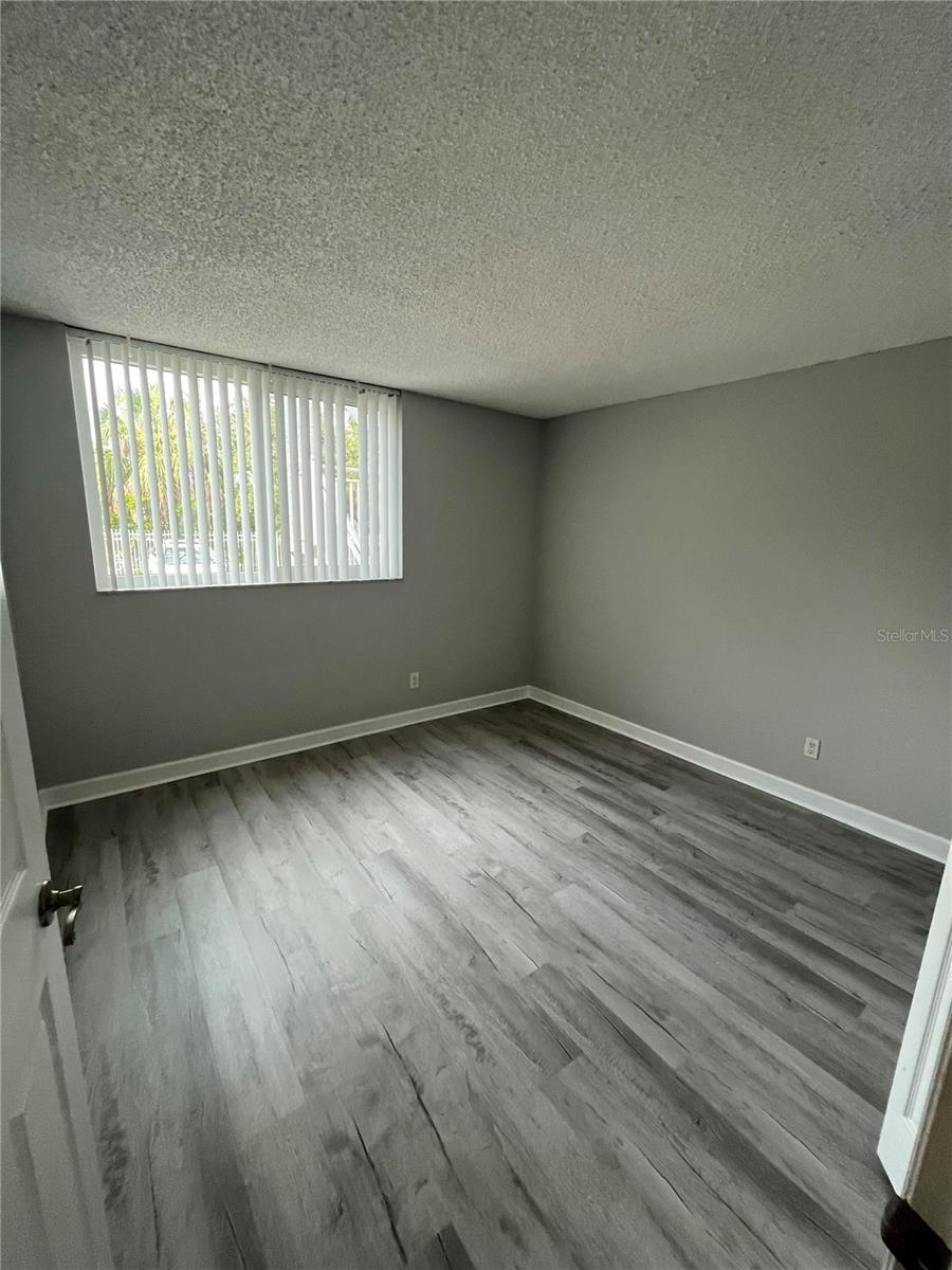 SARASOTA PALMS - Residential Lease