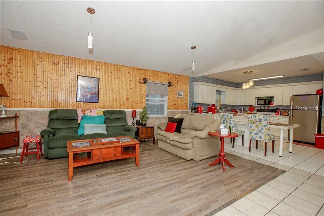 50989 HIGHWAY 27 176,177
