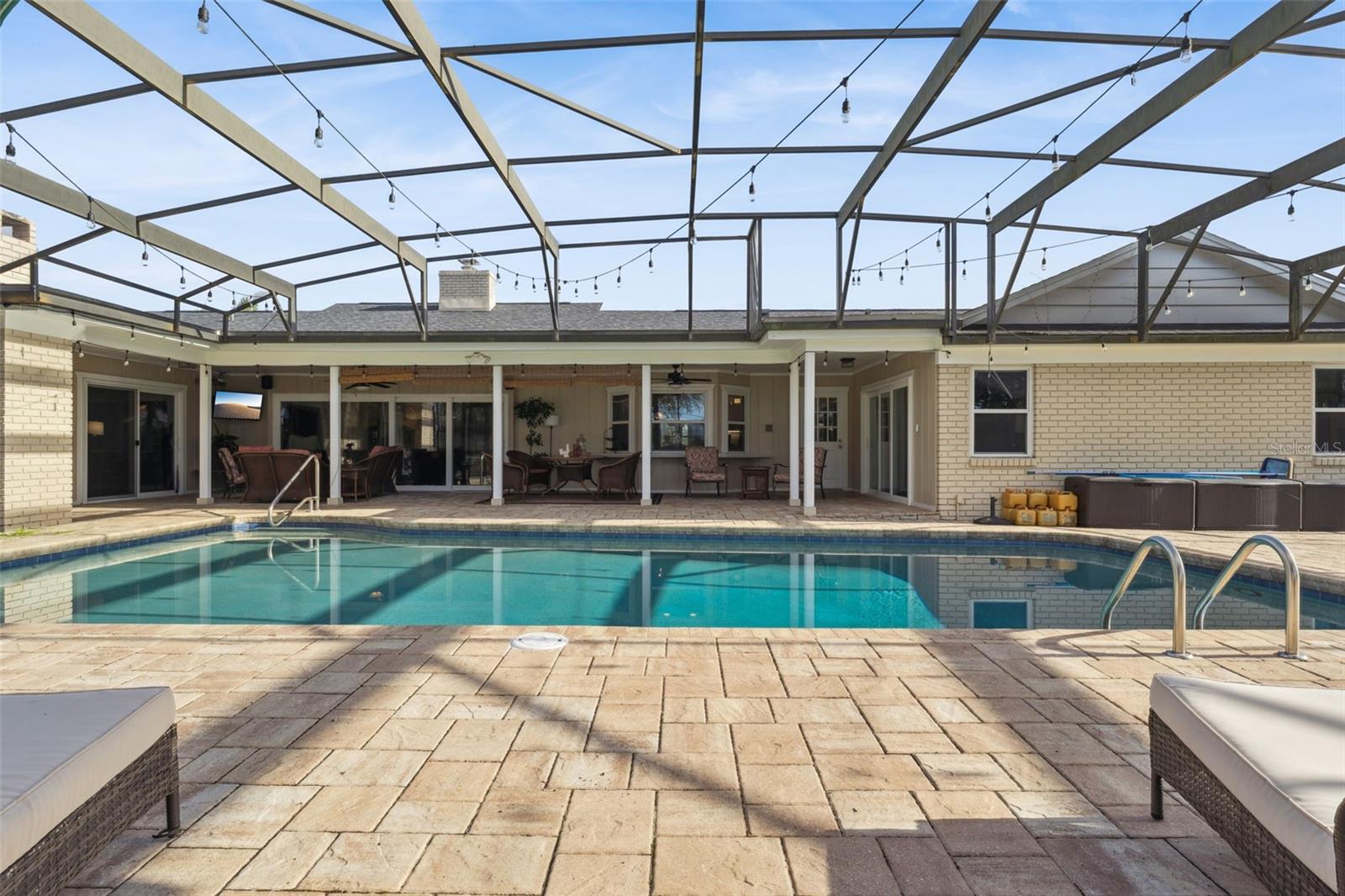 BAY HILL SEC 02 - Residential