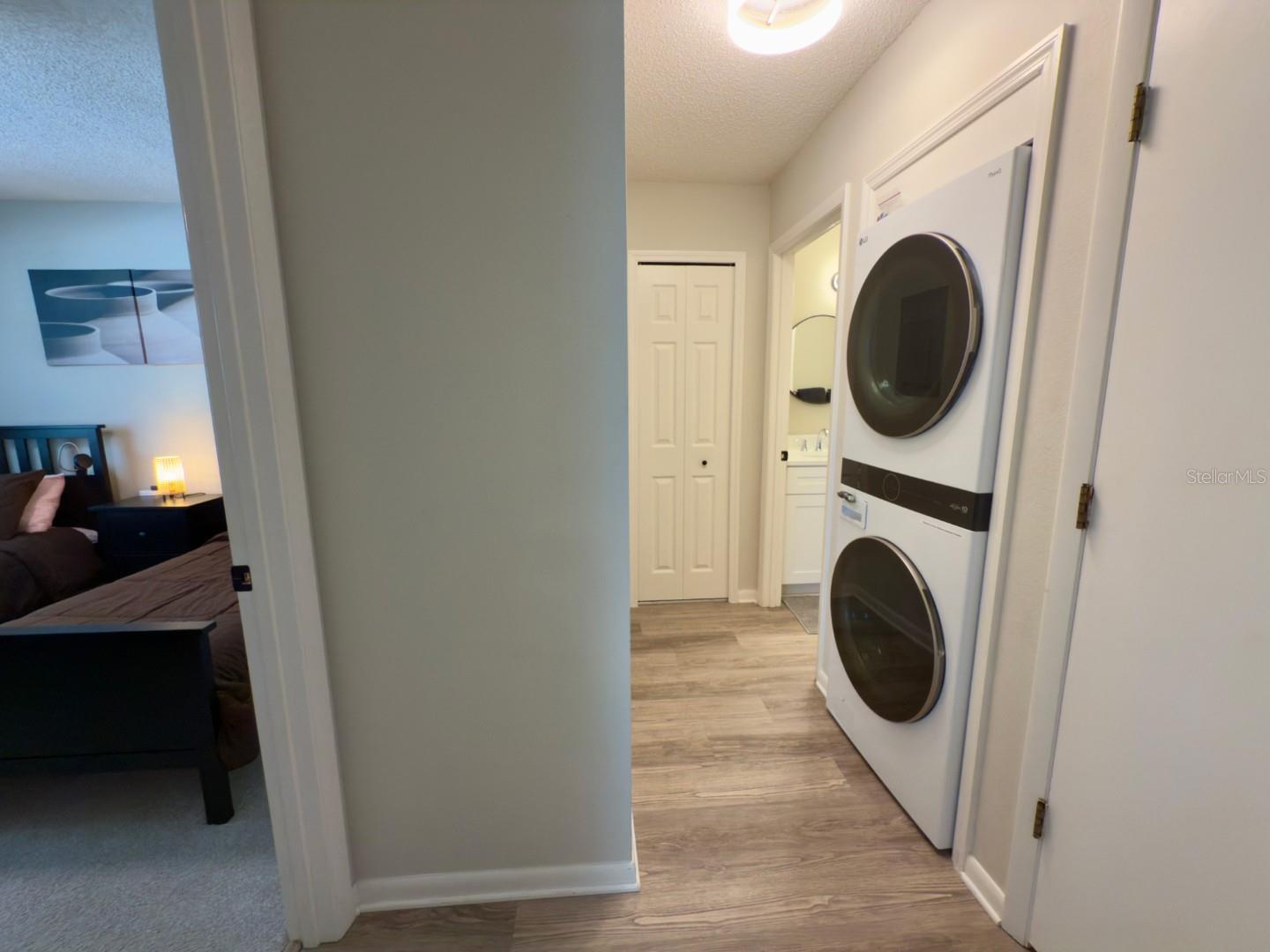 SHOREWALK BATH & TENNIS CLUB 12 - Residential