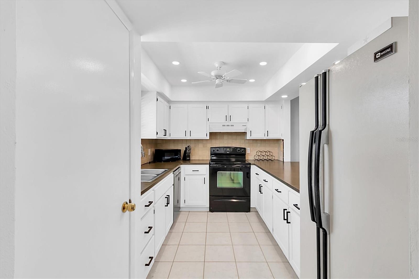EAGLES POINT CONDO - Residential