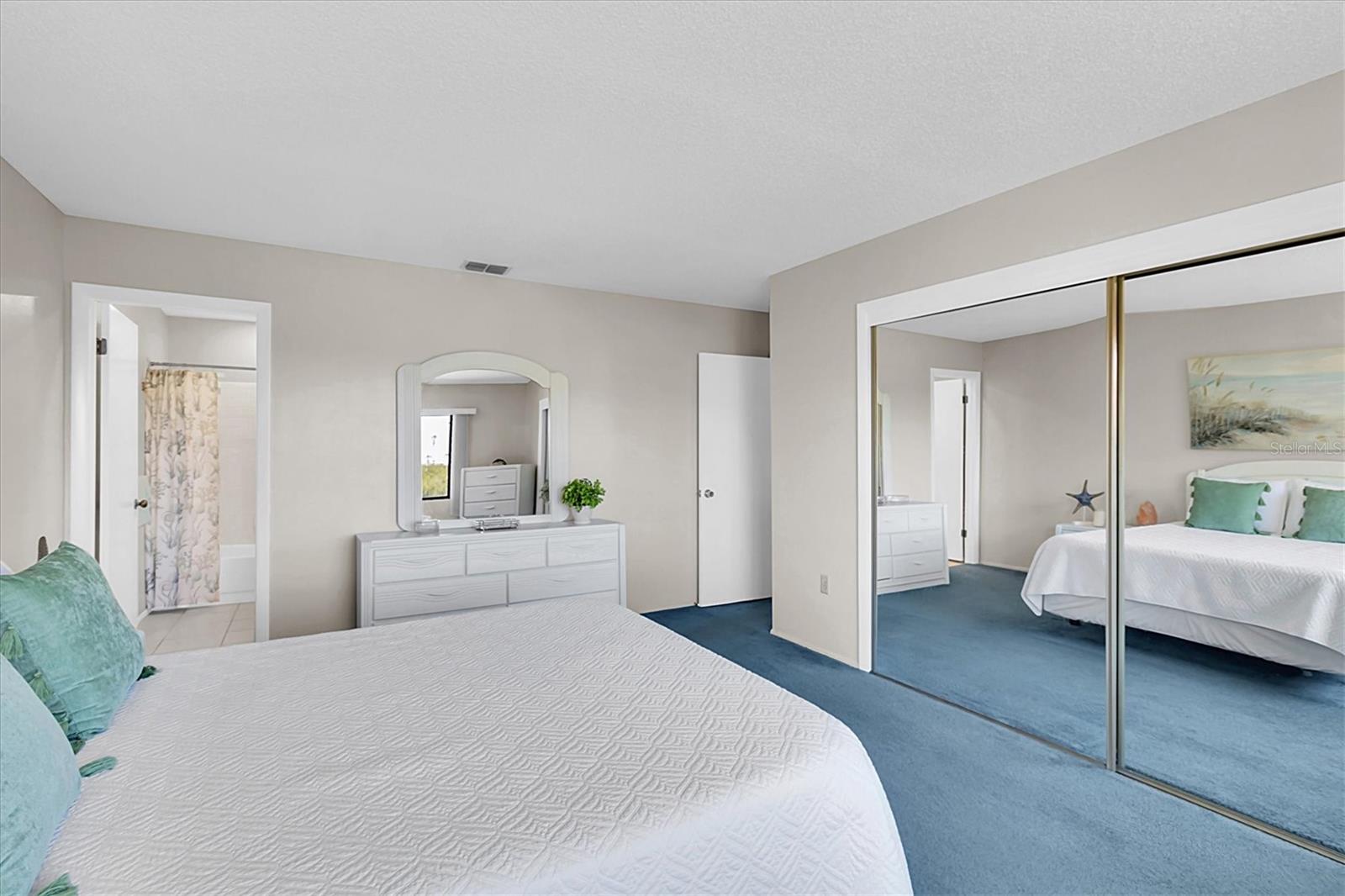 EAGLES POINT CONDO - Residential