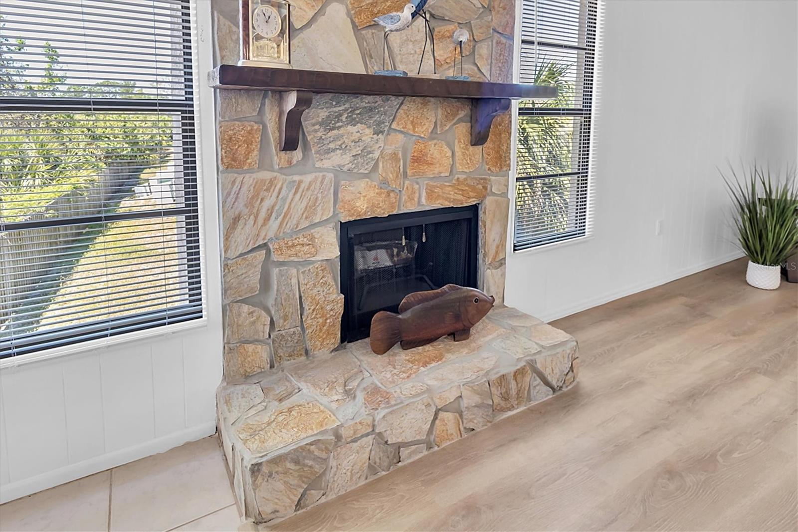 EAGLES POINT CONDO - Residential