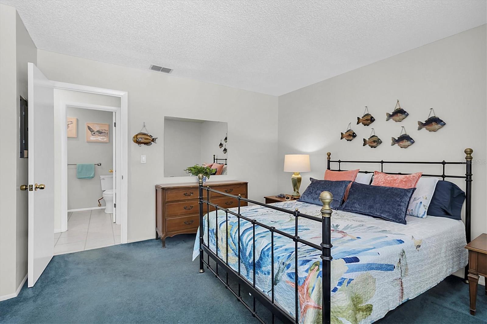EAGLES POINT CONDO - Residential