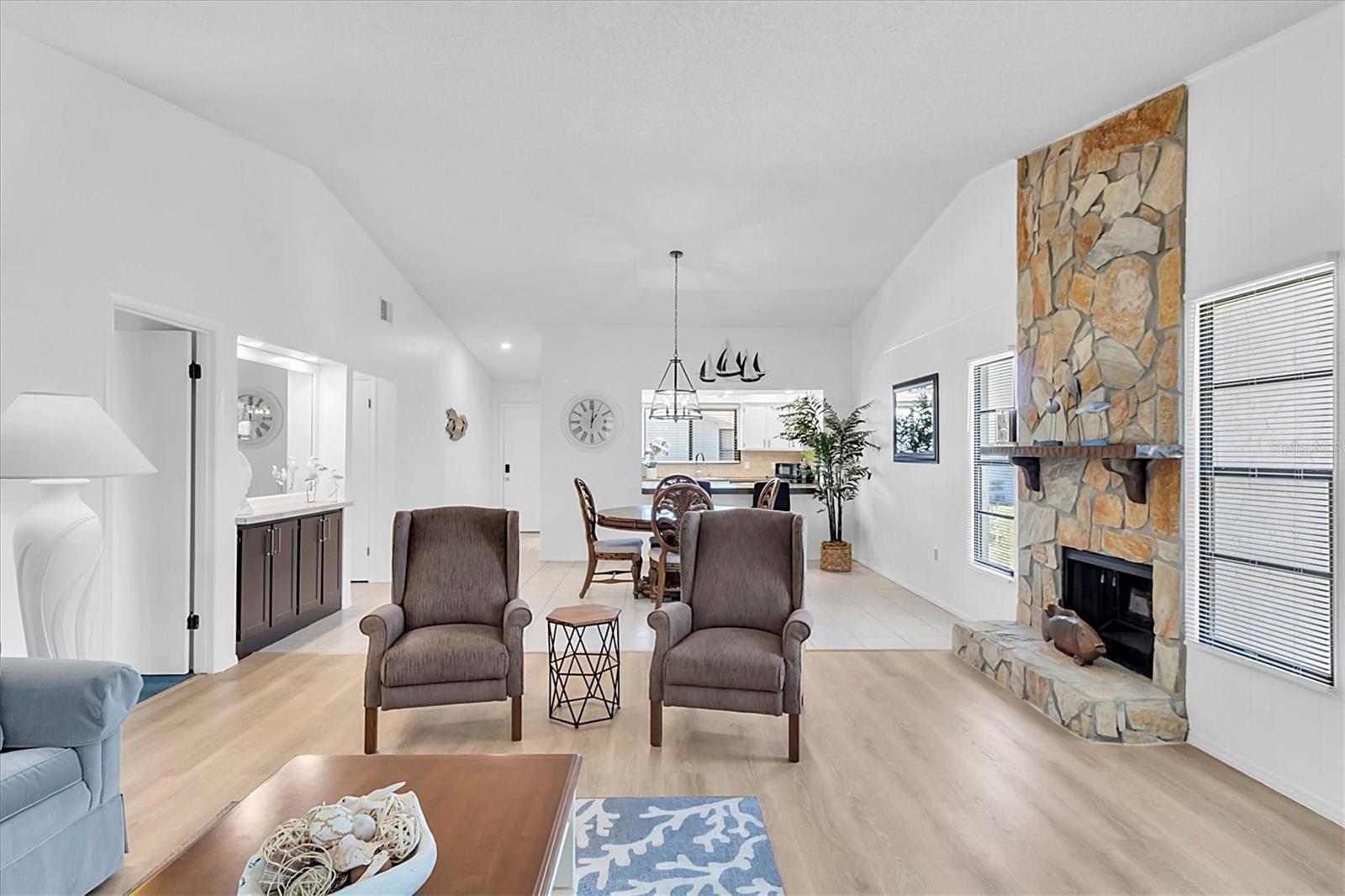 EAGLES POINT CONDO - Residential