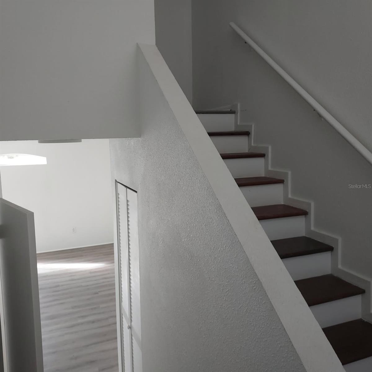 KELLY RIDGE SUB - Residential Lease